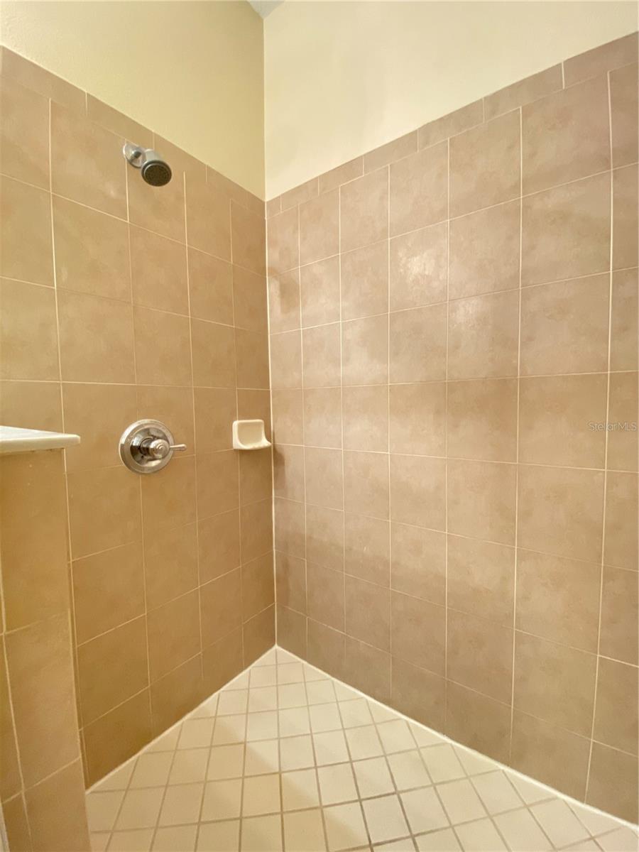 LAKE BERNADETTE PRCL 15B - Residential