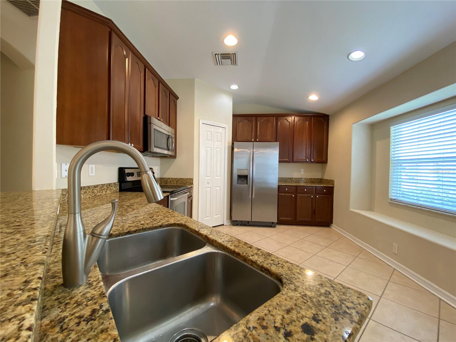 LAKE BERNADETTE PRCL 15B - Residential