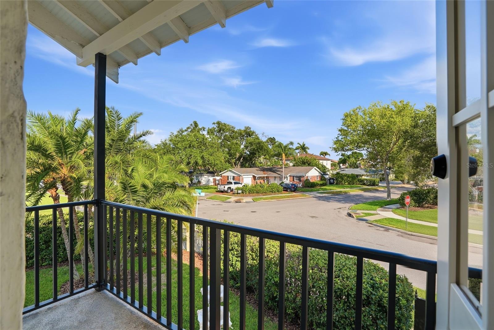 DAVIS ISLANDS PB10 PG52 TO 57 - Residential
