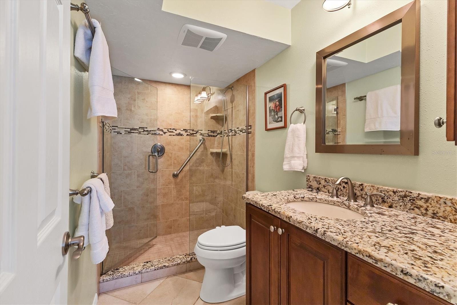 BELLA COSTA II - Residential