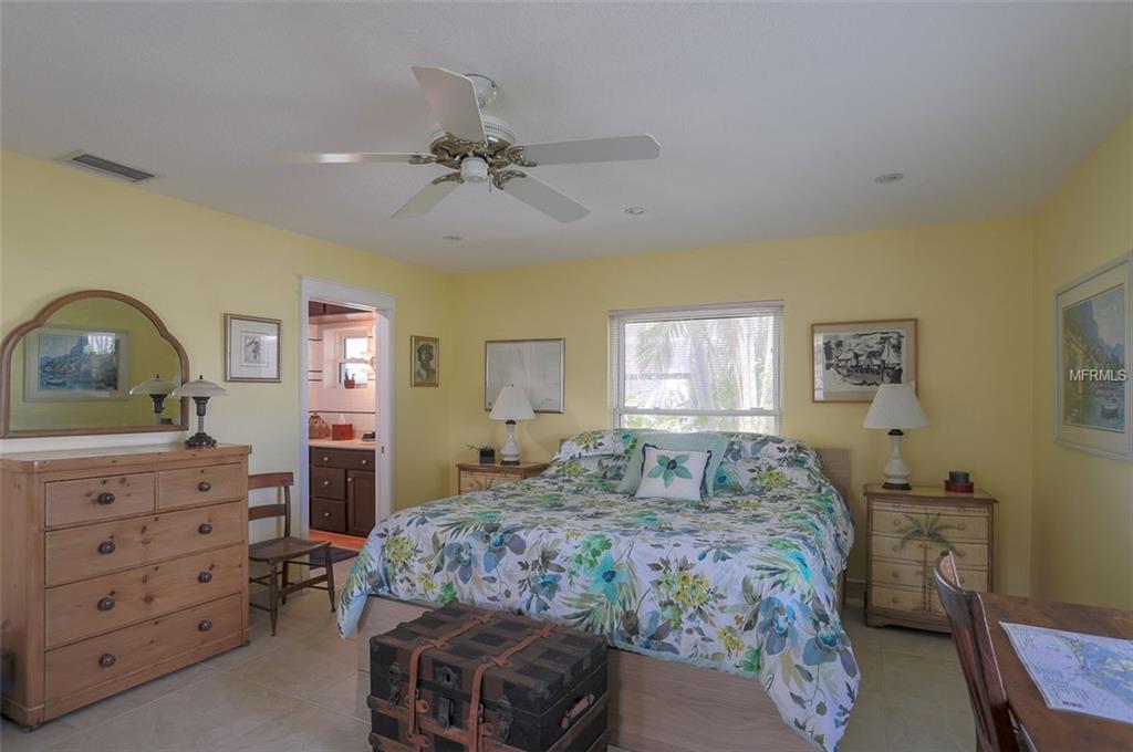 PALMA SOLA HEIGHTS SUB - Residential Lease