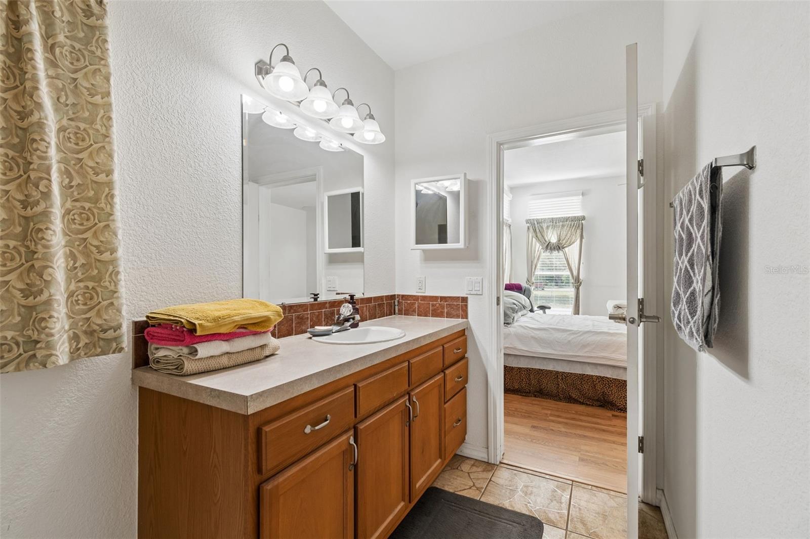 PINE GROVE SUB - Residential