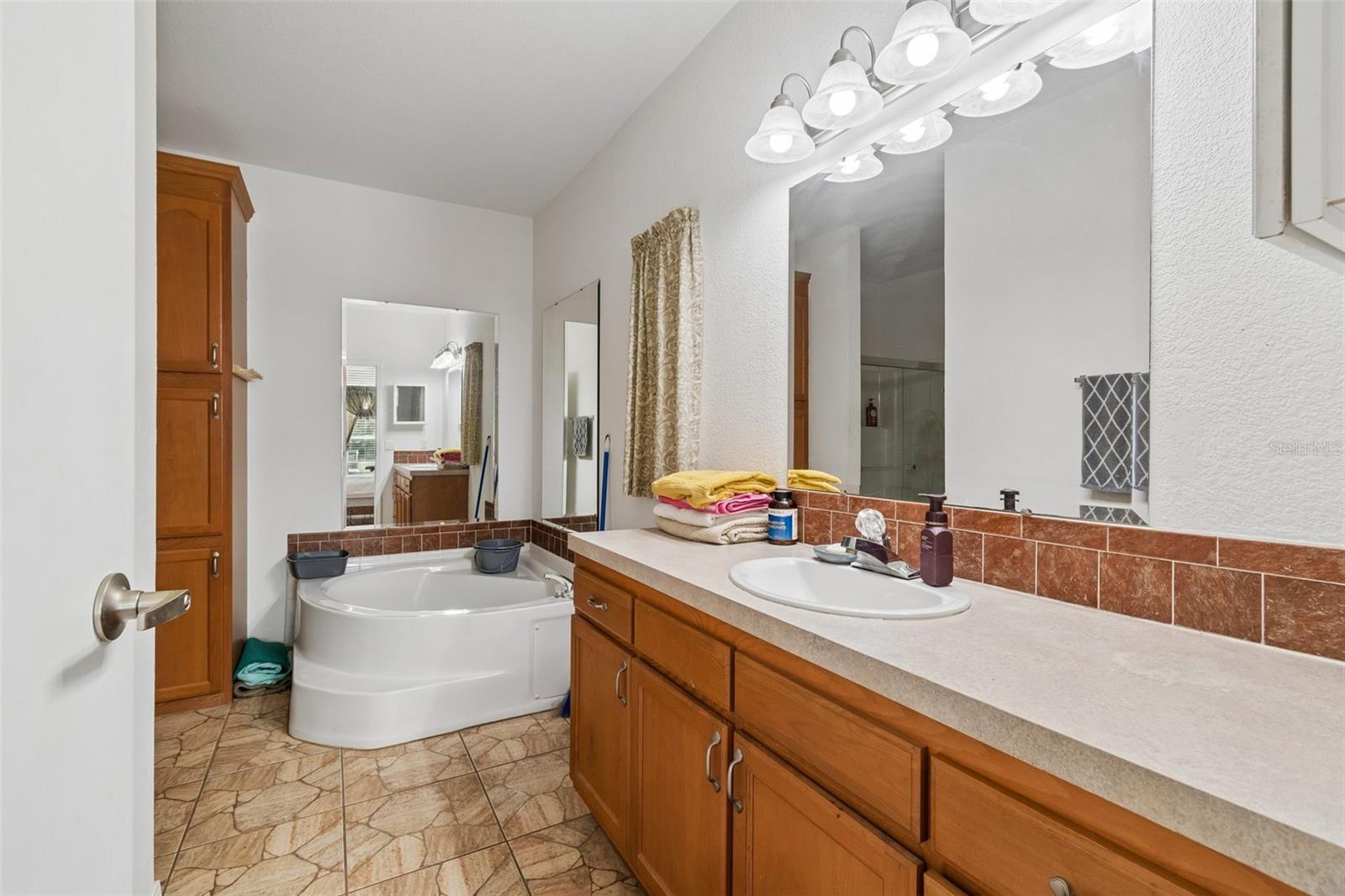 PINE GROVE SUB - Residential