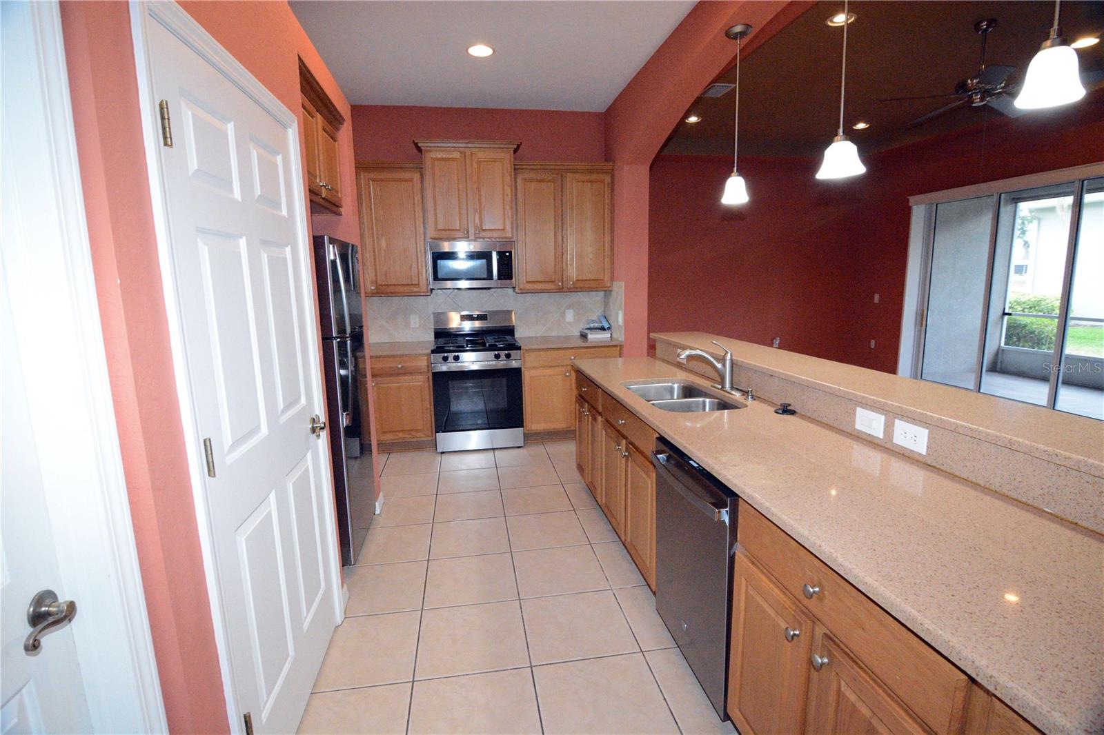 MAPLEWOOD CONDO - Residential