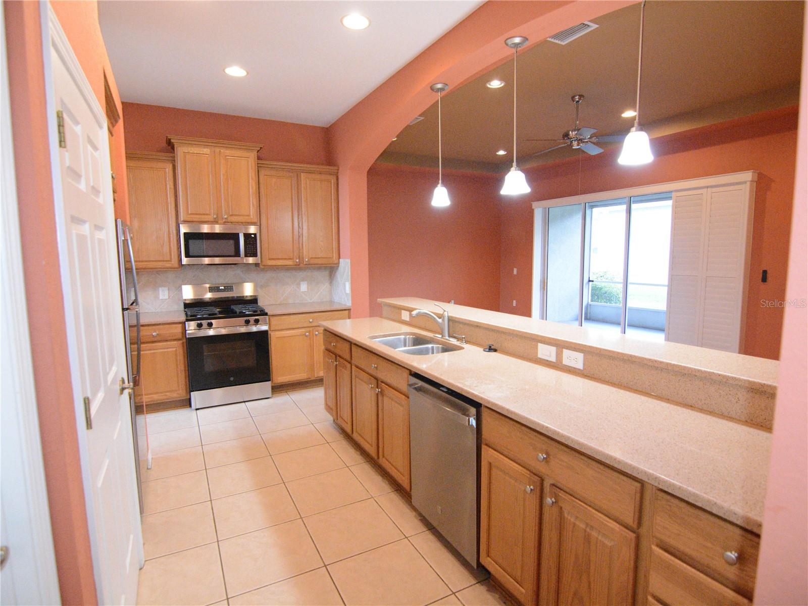 MAPLEWOOD CONDO - Residential