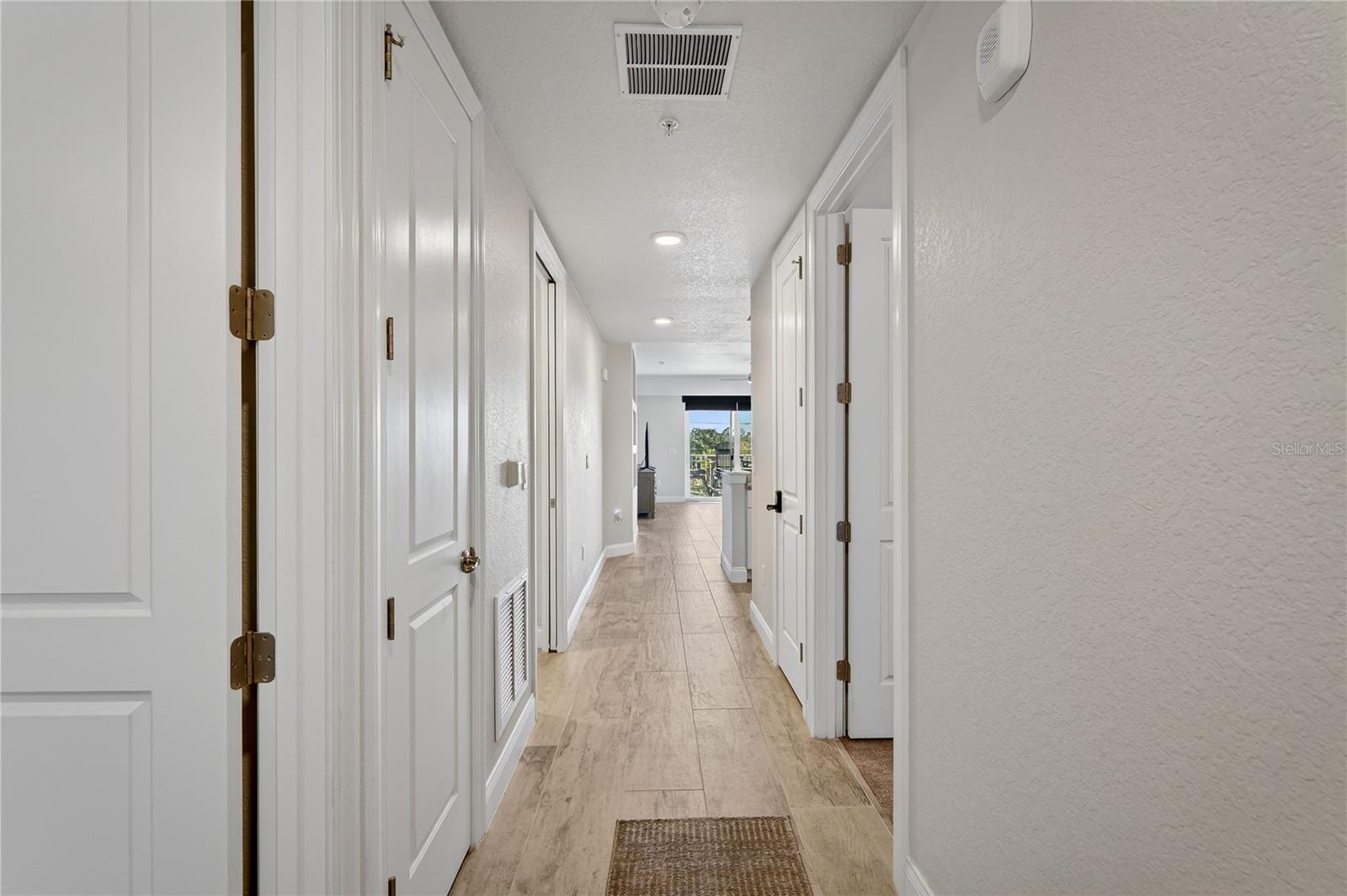 RIVERWALK/CORONADO ISLAND-BLDG - Residential