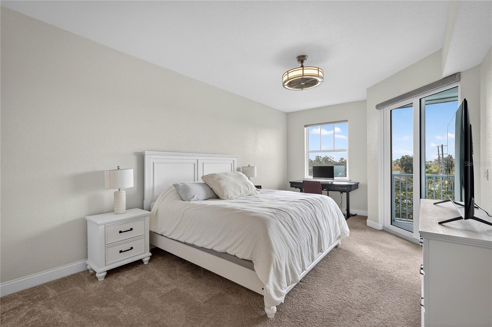 RIVERWALK/CORONADO ISLAND-BLDG - Residential