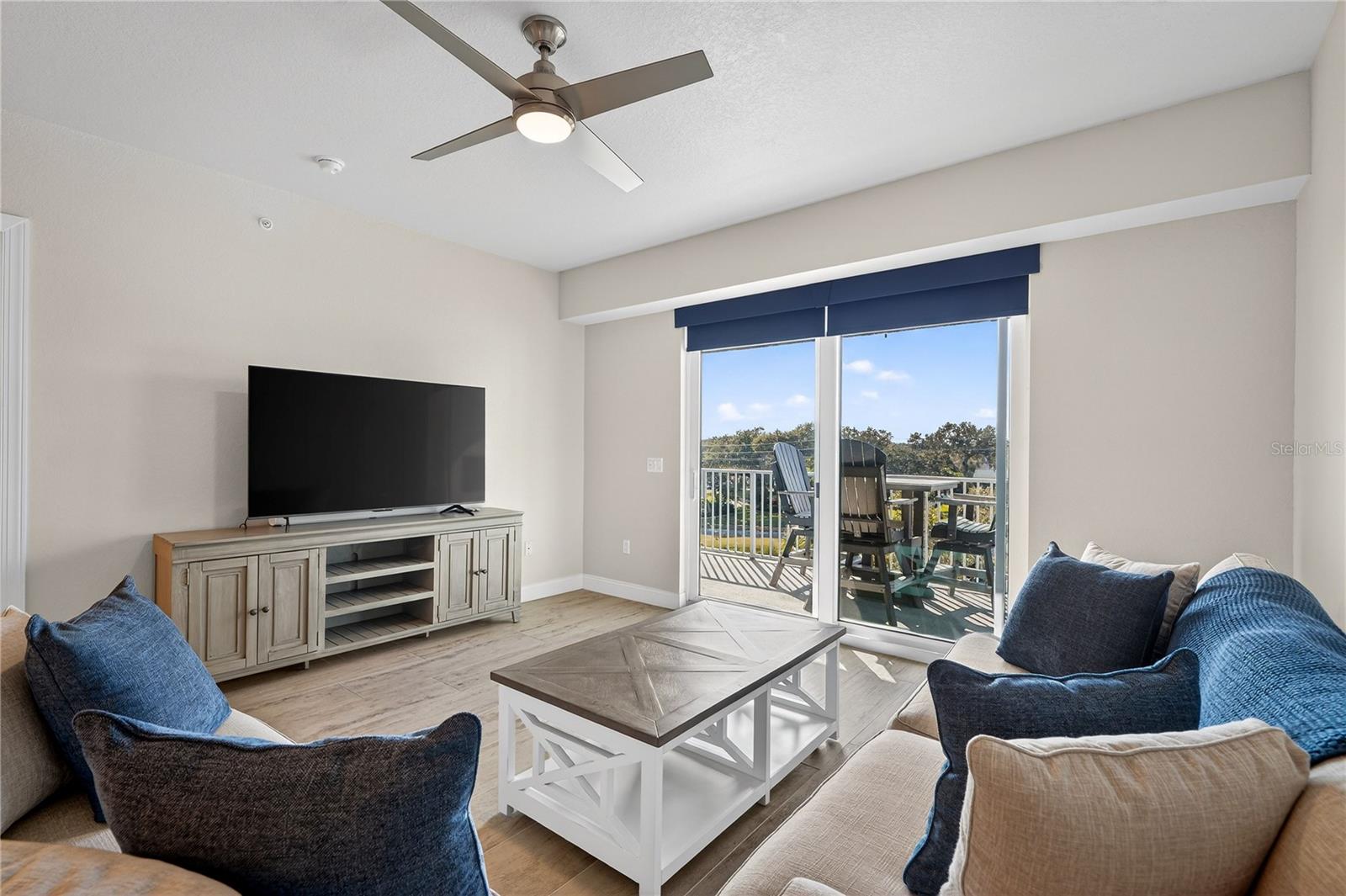 RIVERWALK/CORONADO ISLAND-BLDG - Residential