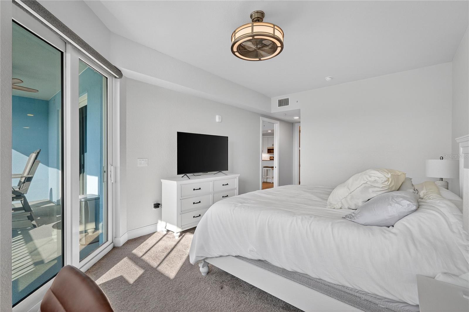 RIVERWALK/CORONADO ISLAND-BLDG - Residential