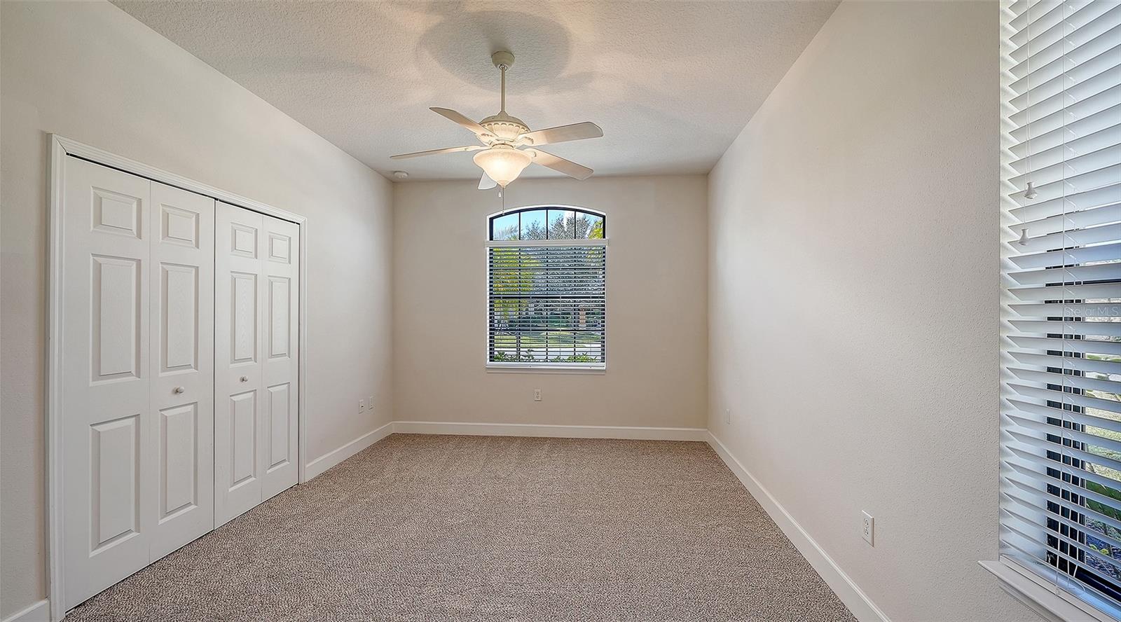 VENETIAN FALLS PH 3 - Residential