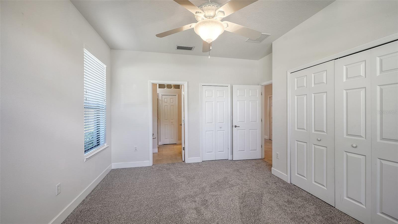 VENETIAN FALLS PH 3 - Residential