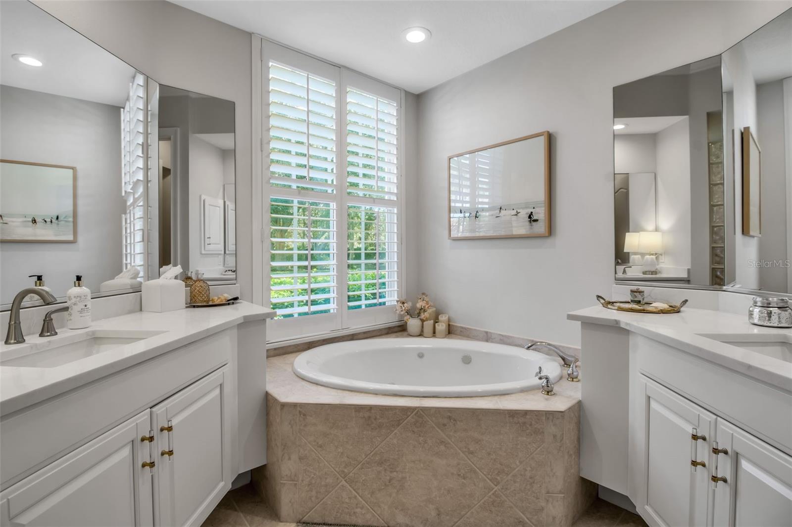 LAKEWOOD RANCH COUNTRY CLUB VILLAGE G - Residential