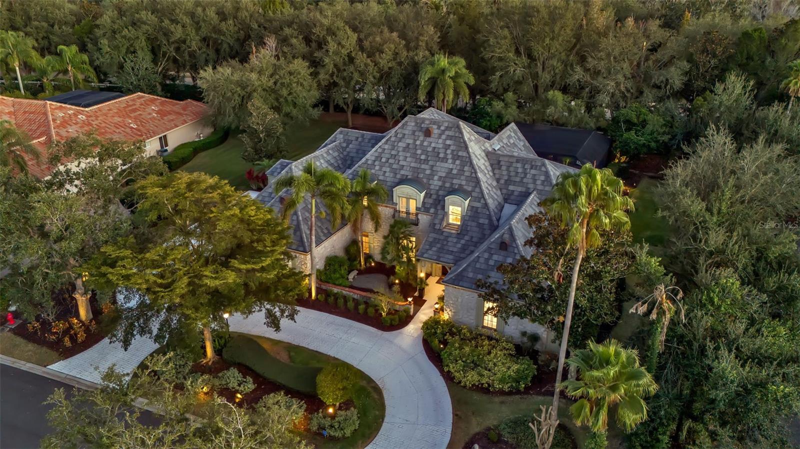 6963 WESTCHESTER CIRCLE