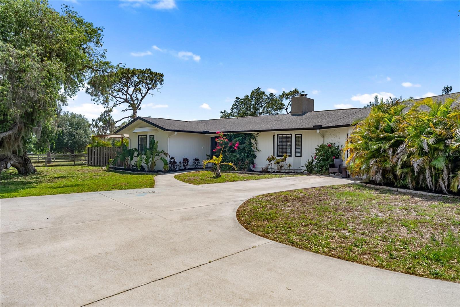 3810 HIDDEN RIVER ROAD