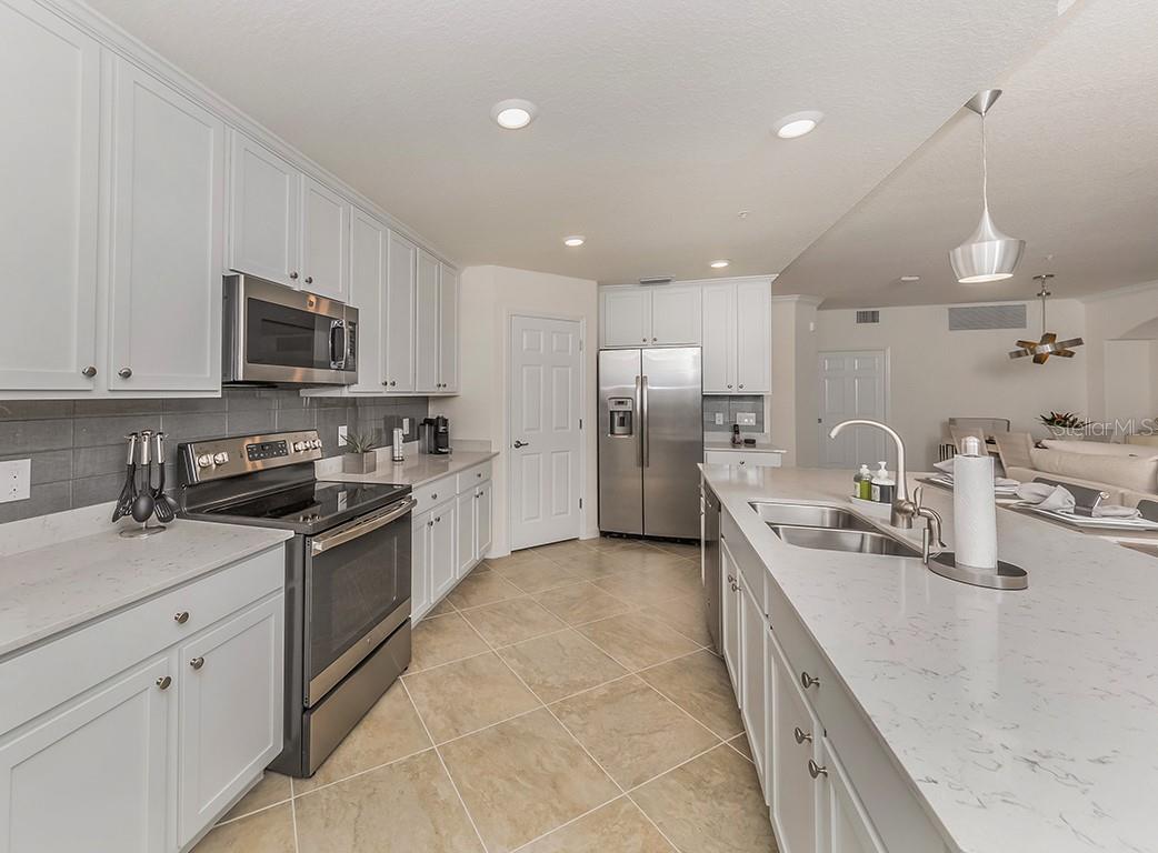 SARASOTA NATIONAL - Residential Lease