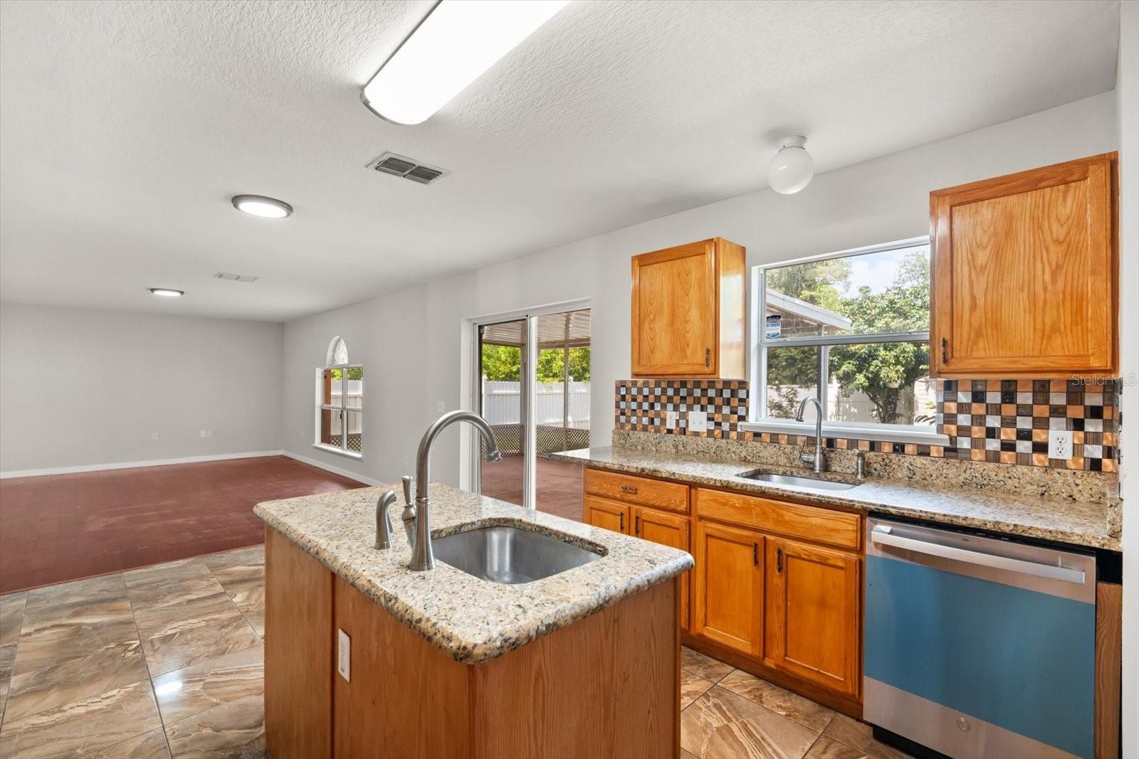BENTLEY PLACE - Residential
