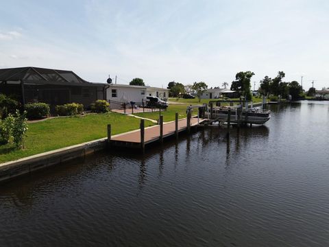 A home in PORT CHARLOTTE