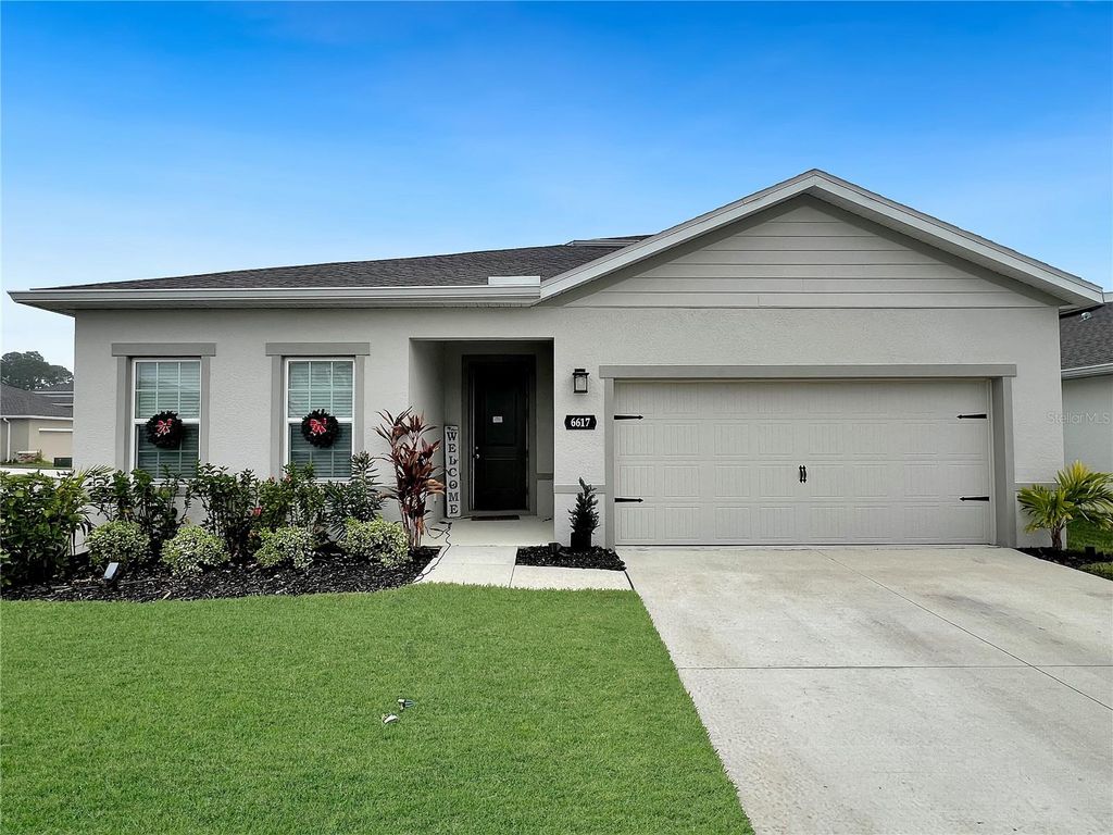 Photo of 6617 Pebblebrooke Way, Zephyrhills, FL 33541 (MLS # TB8452729)
