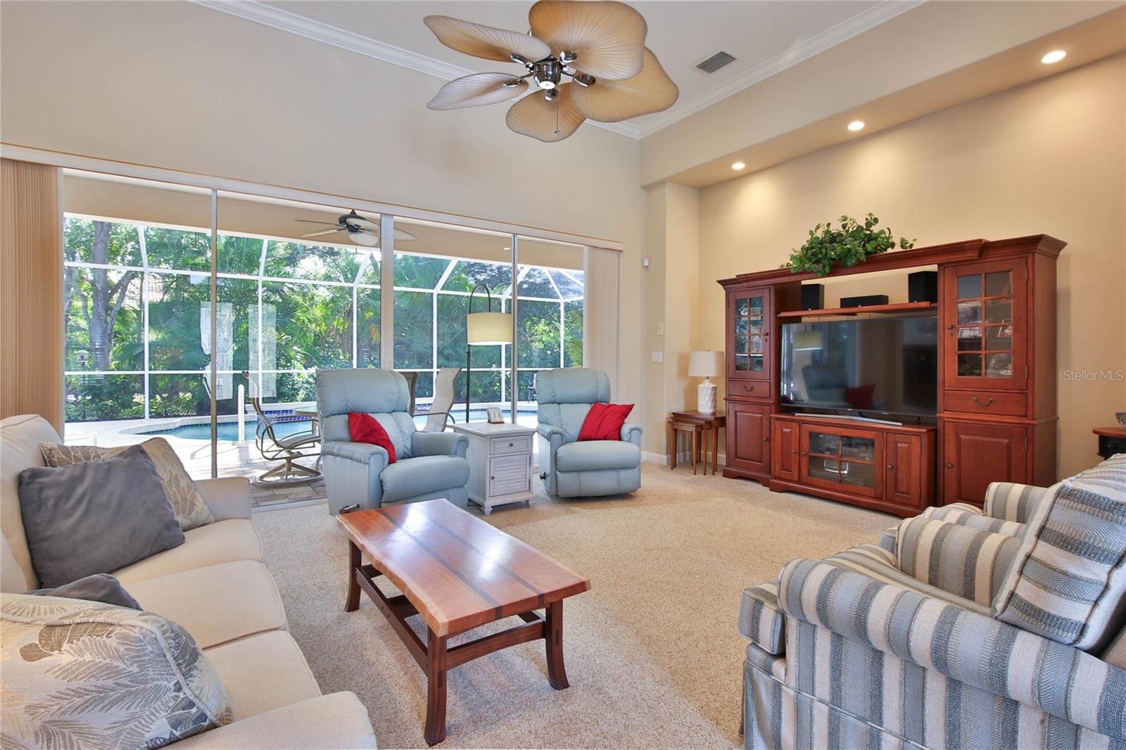 6921 CONESTOGA PLACE, BRADENTON, FL, 34201 3 6921 CONESTOGA PLACE