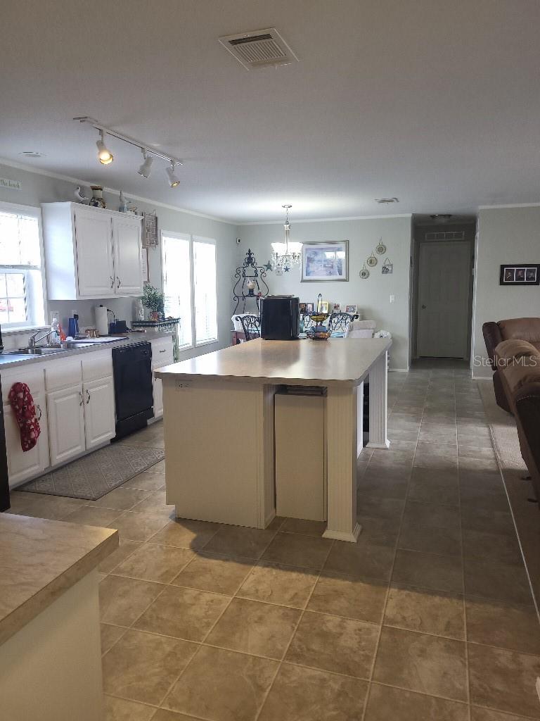 BAREFOOT PARK - Residential