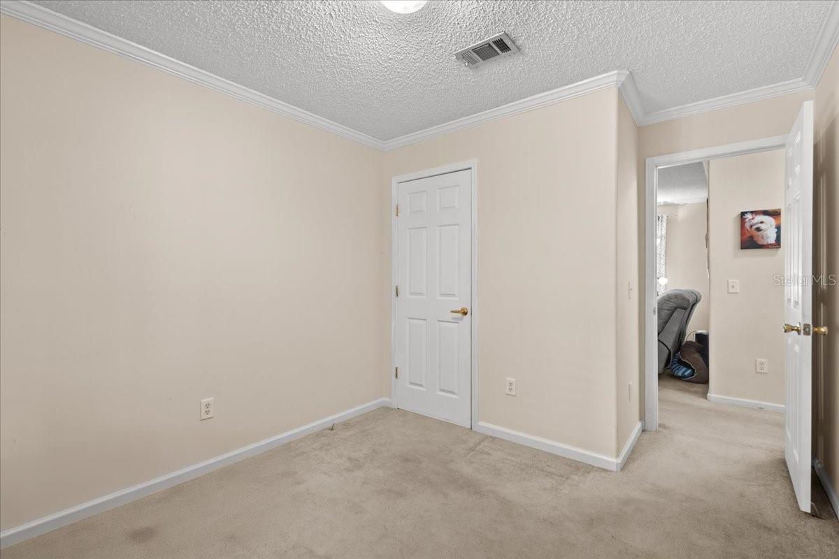 WHISPERING PINES - Residential