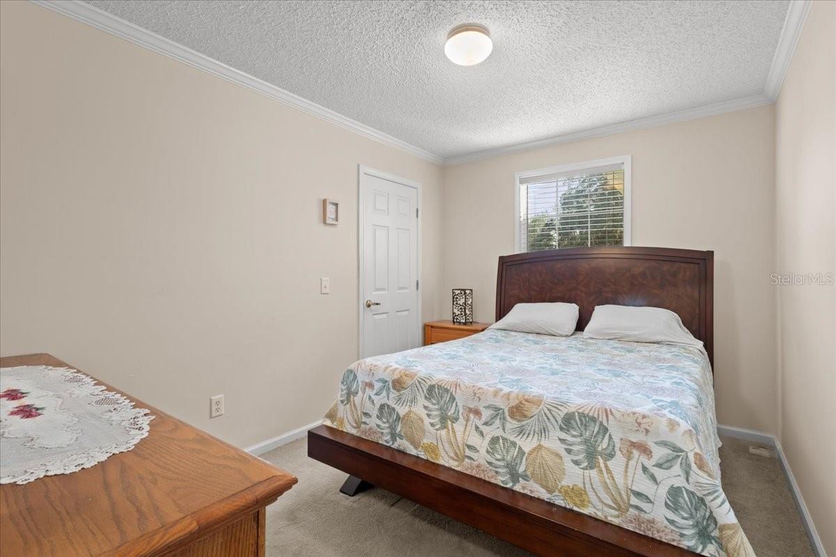 WHISPERING PINES - Residential