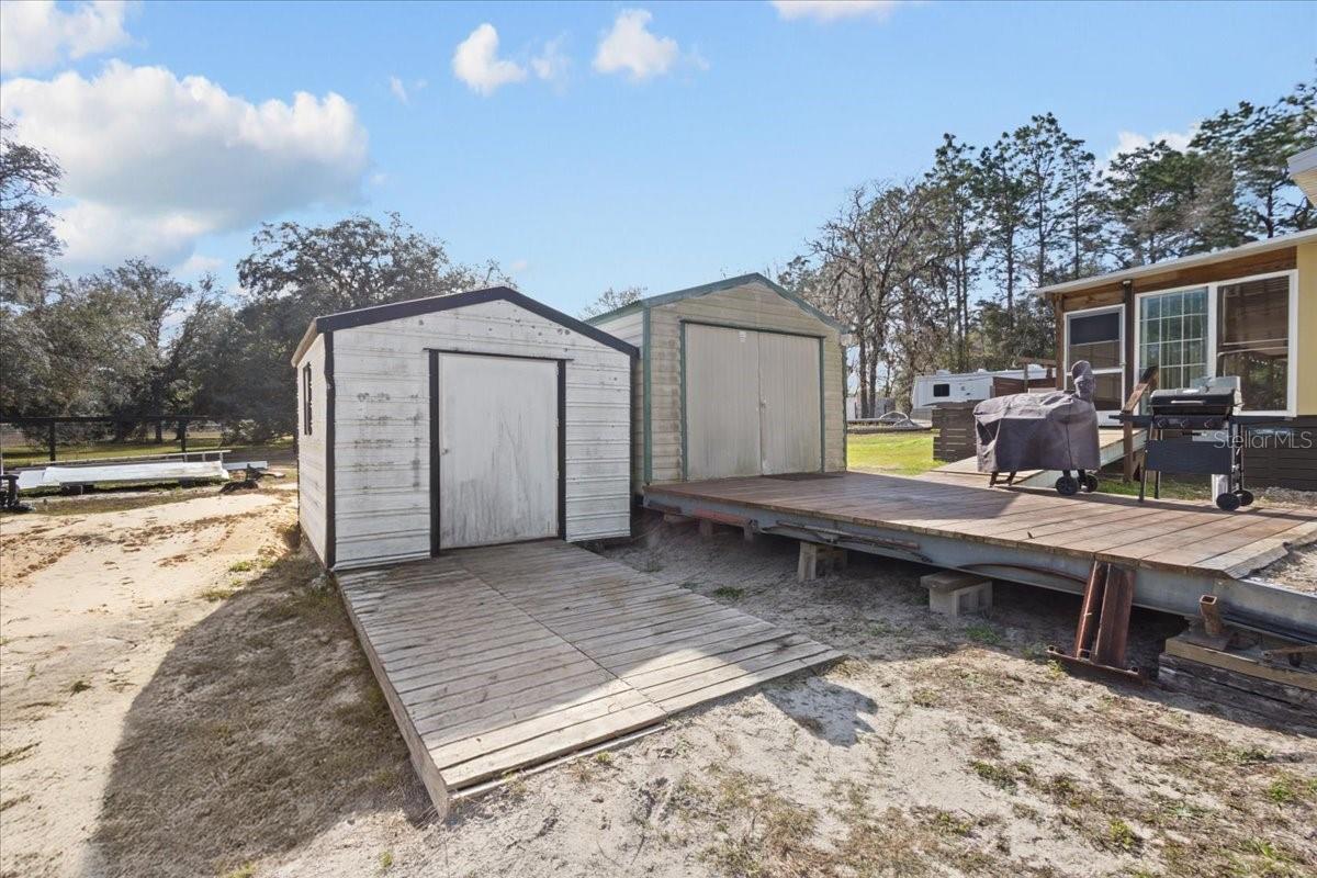 WHISPERING PINES - Residential