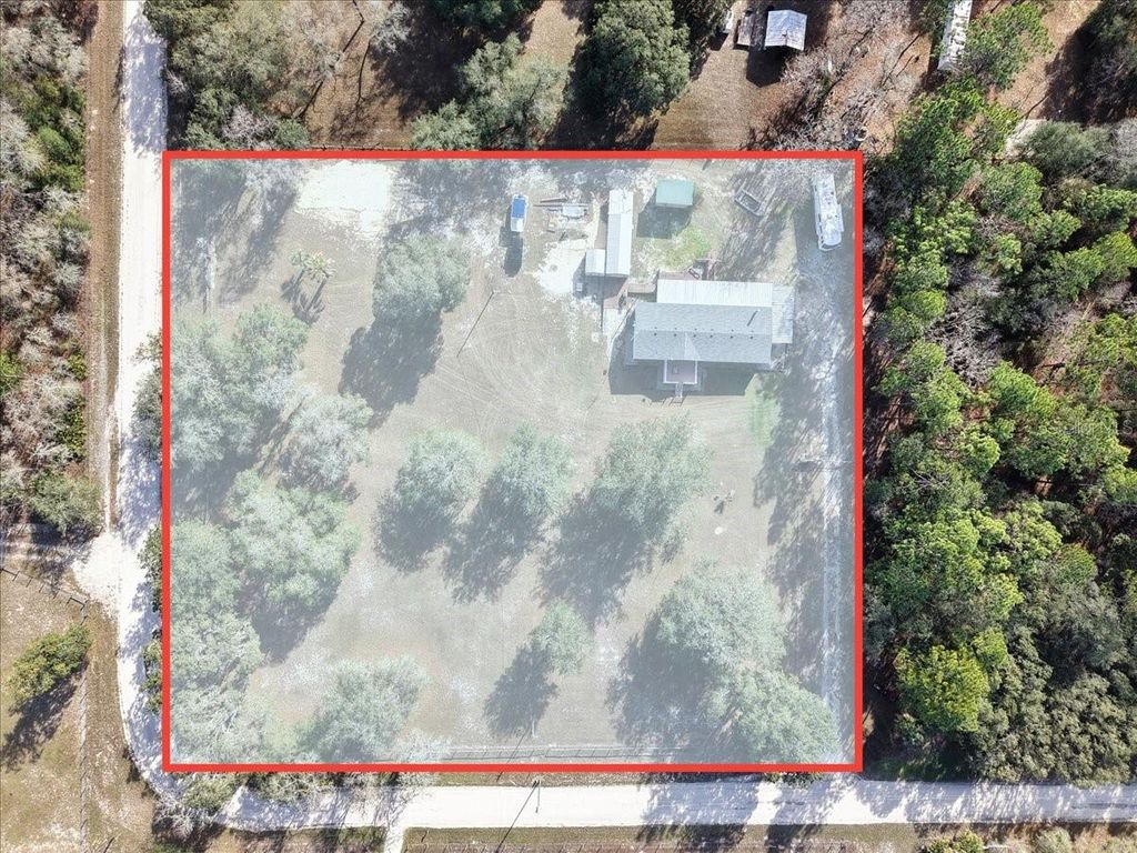Photo of 11990 SE 55th Lane, Morriston, FL 32668 (MLS # W7882165)
