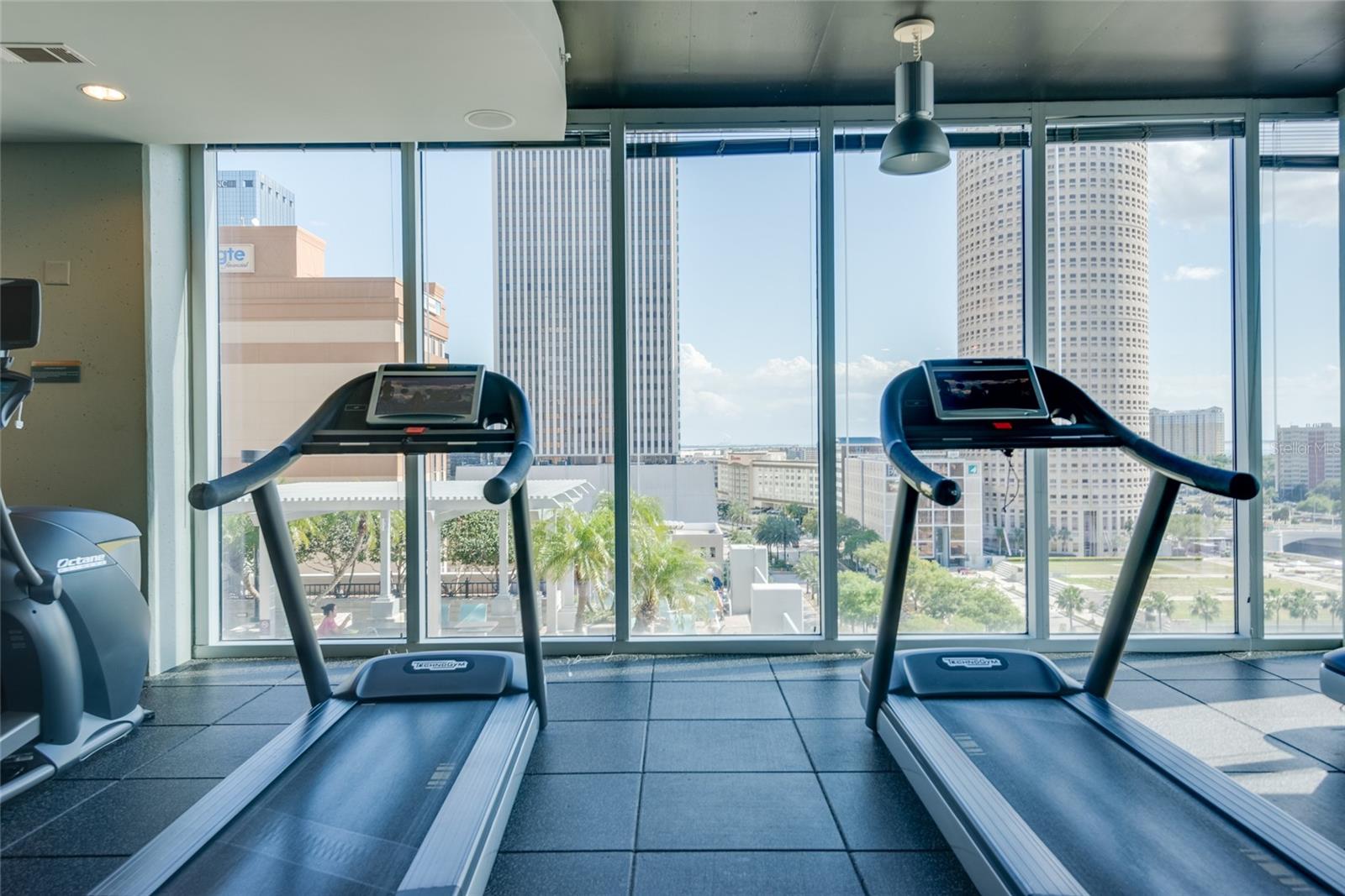 SKYPOINT A CONDO - Residential