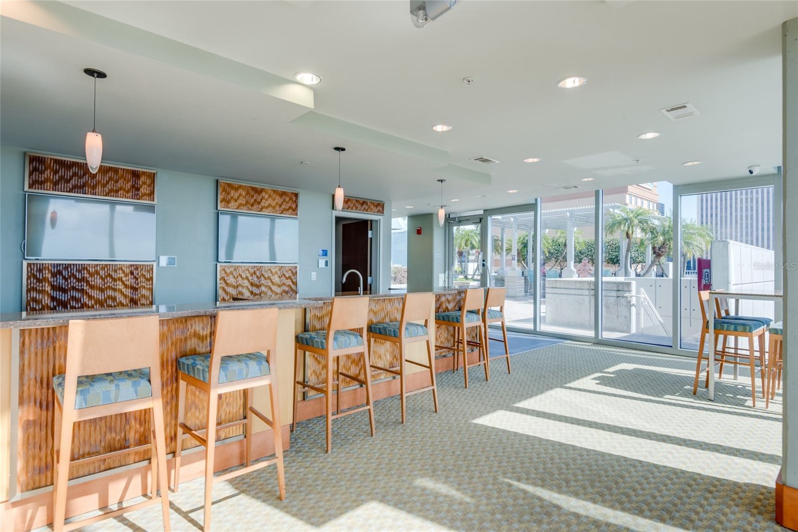 SKYPOINT A CONDO - Residential