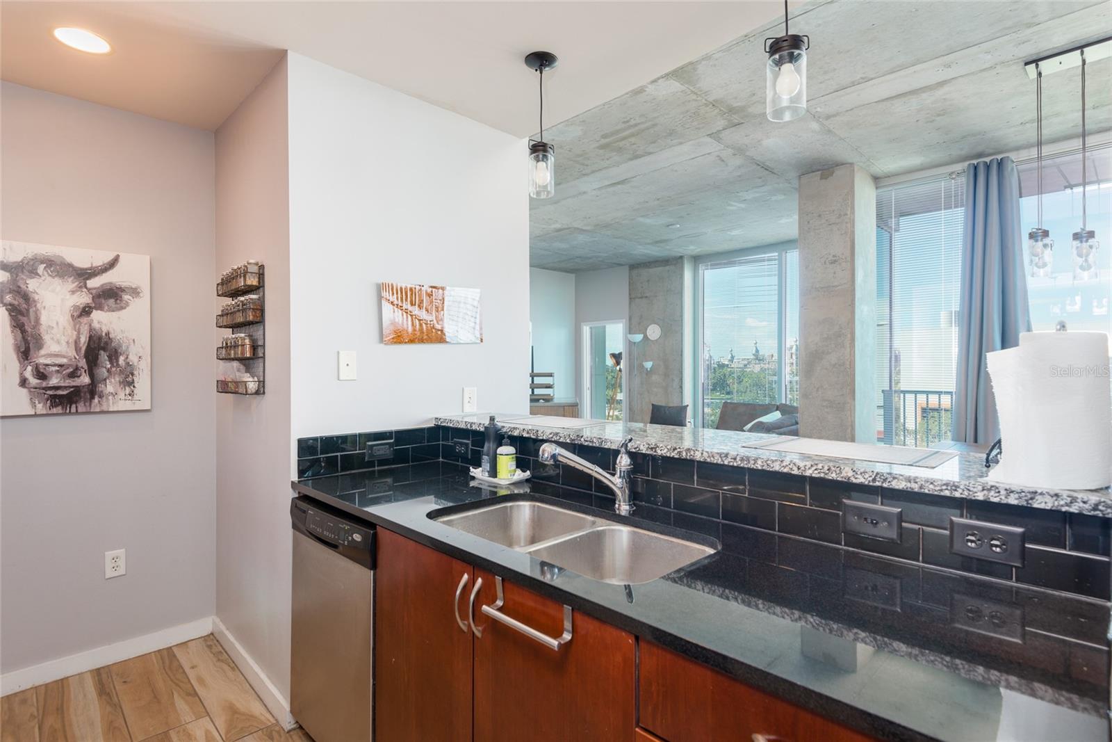 SKYPOINT A CONDO - Residential