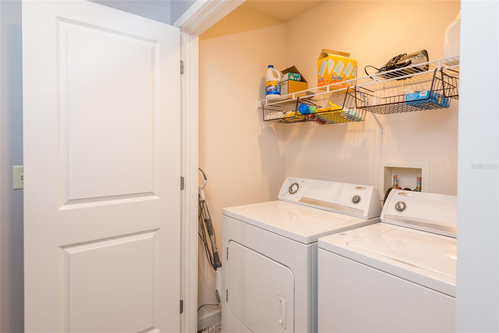 SKYPOINT A CONDO - Residential