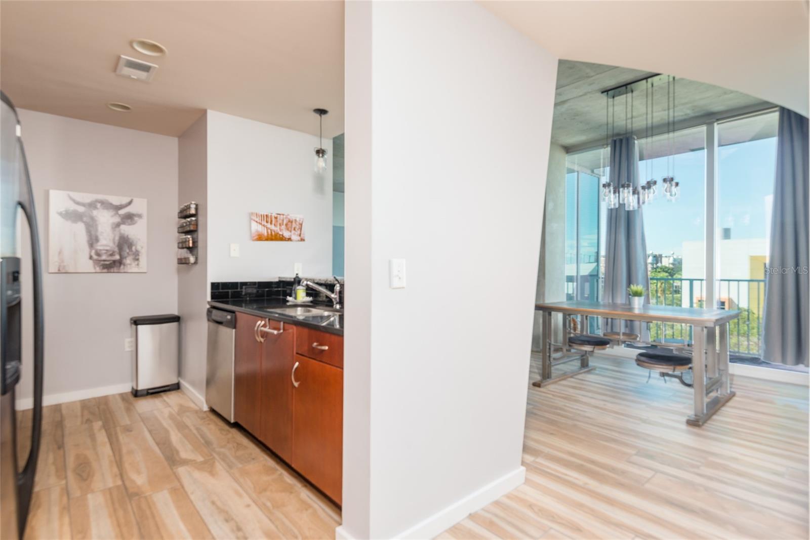 SKYPOINT A CONDO - Residential