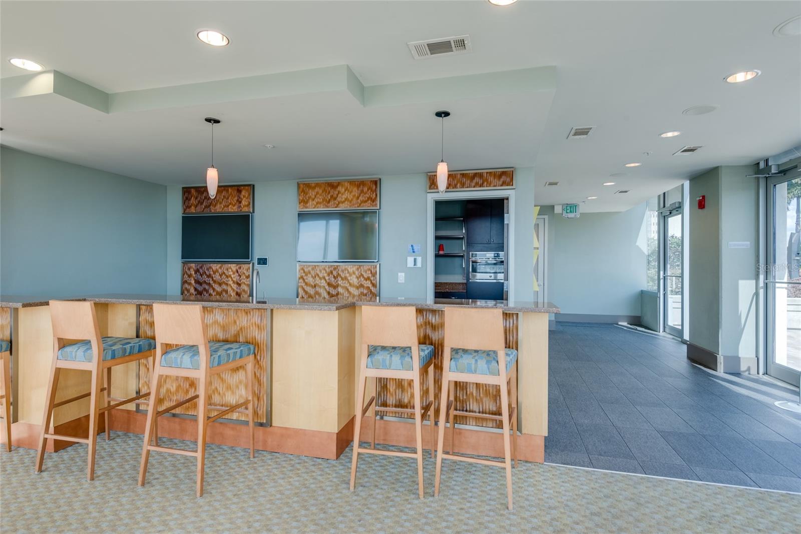 SKYPOINT A CONDO - Residential