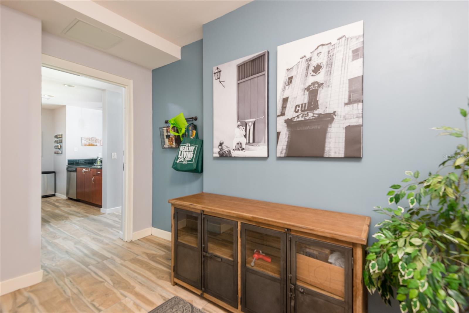 SKYPOINT A CONDO - Residential