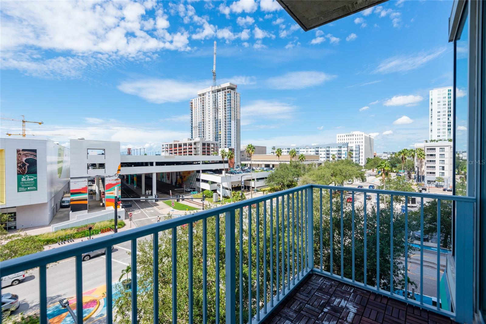 SKYPOINT A CONDO - Residential