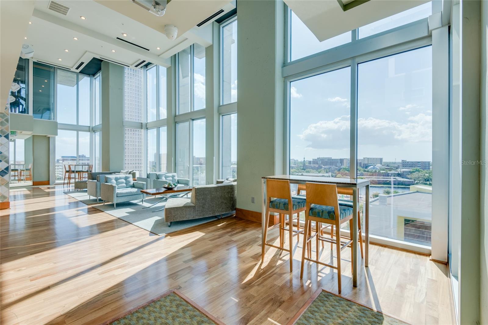 SKYPOINT A CONDO - Residential