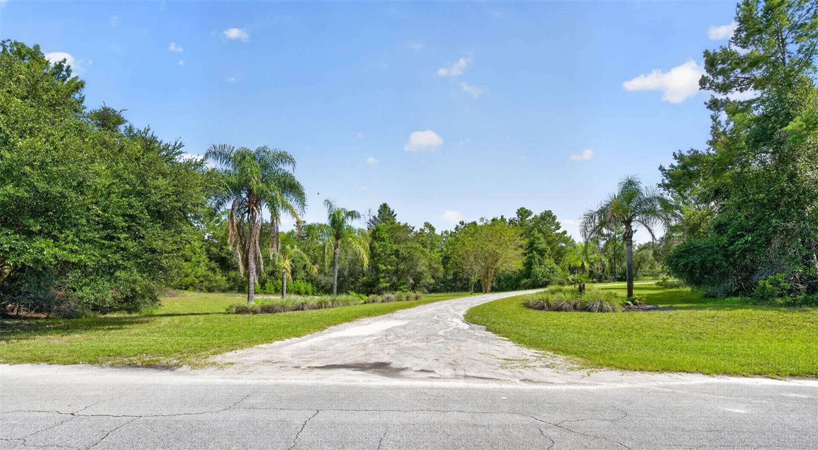 261 SEMINOLE WOODS BOULEVARD