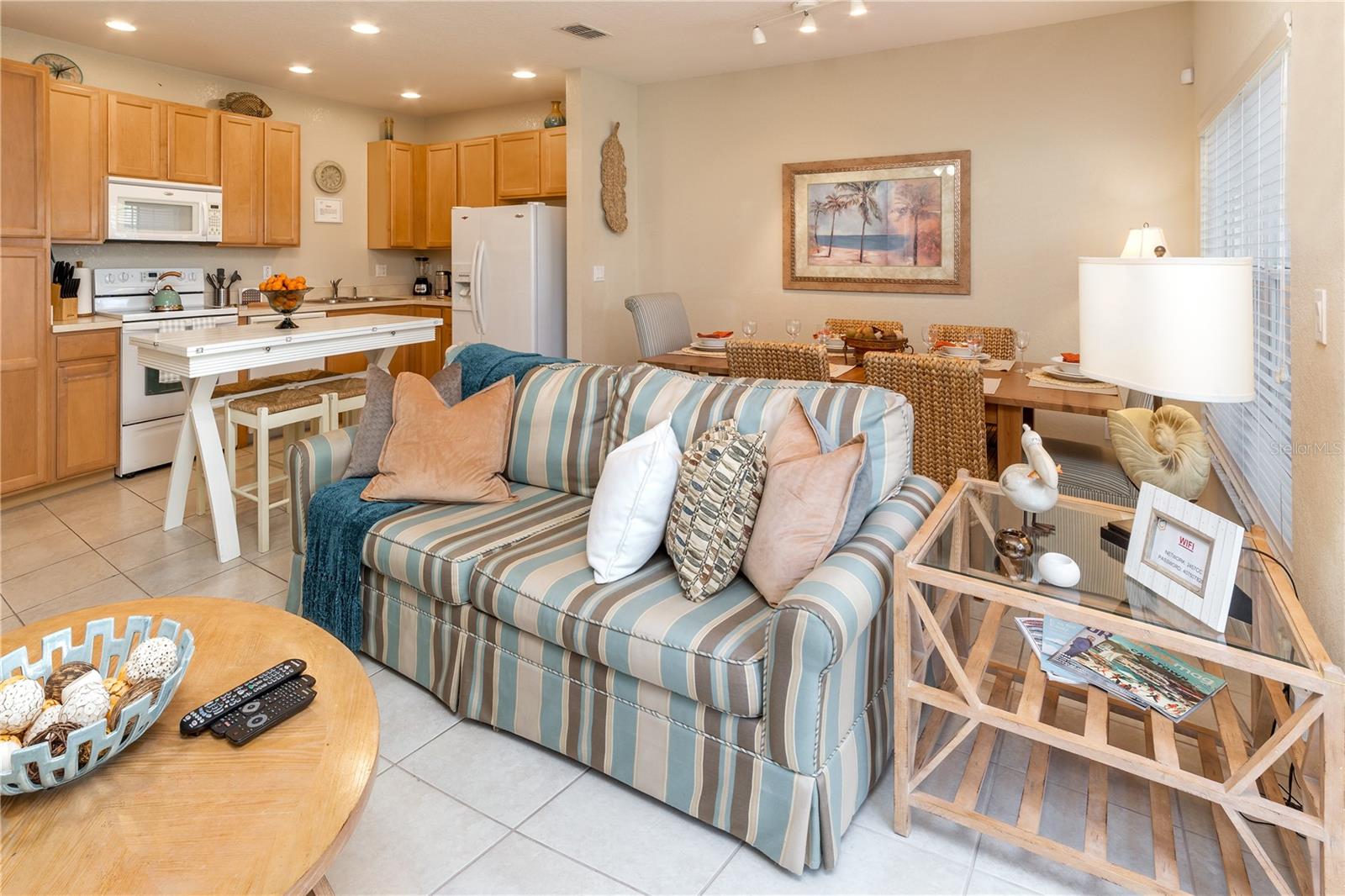 2457 CARAVELLE CIRCLE