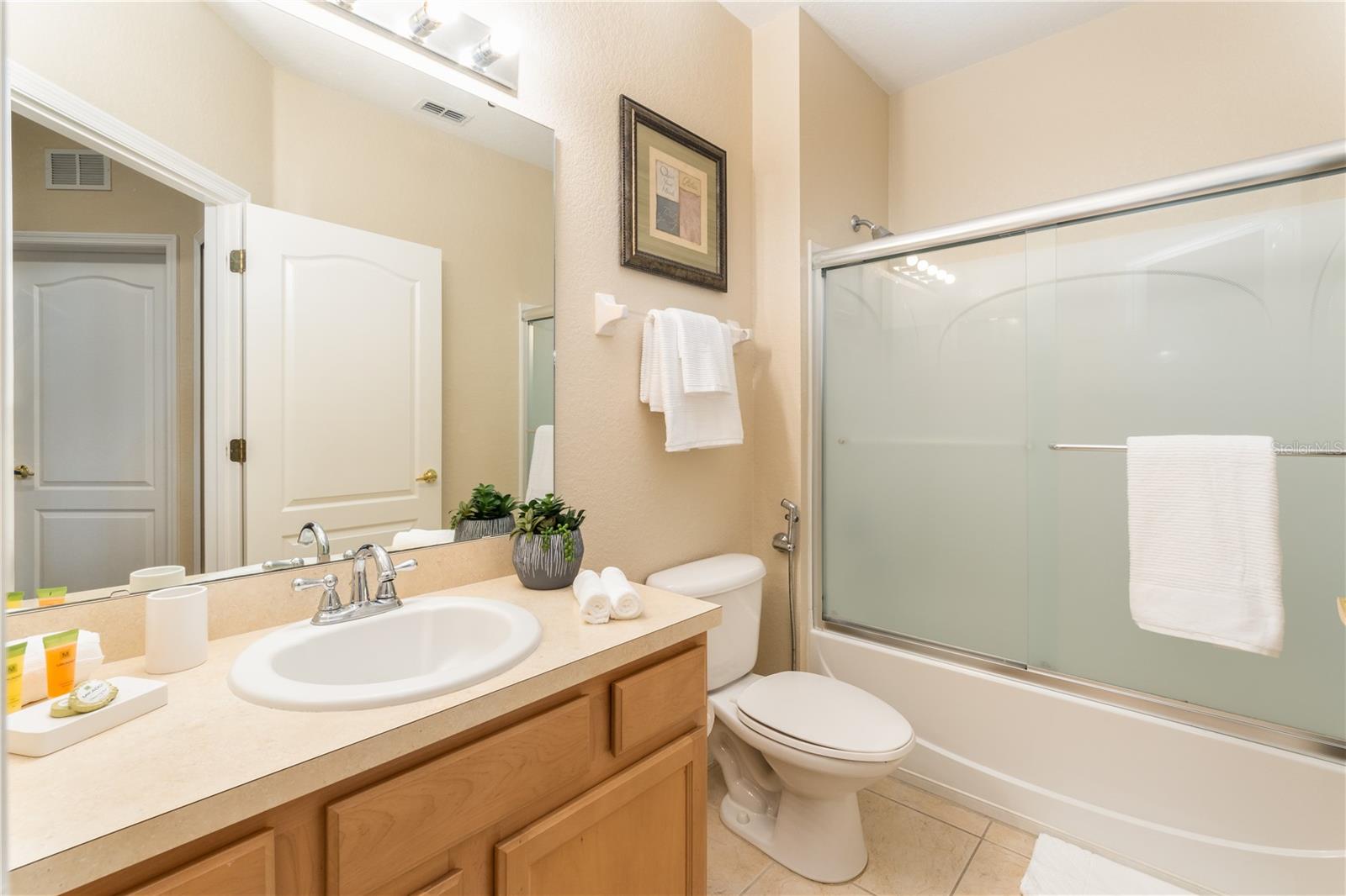CORAL CAY RESORT - Residential