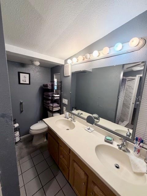 LAKE ROSALIE OAKS - Residential