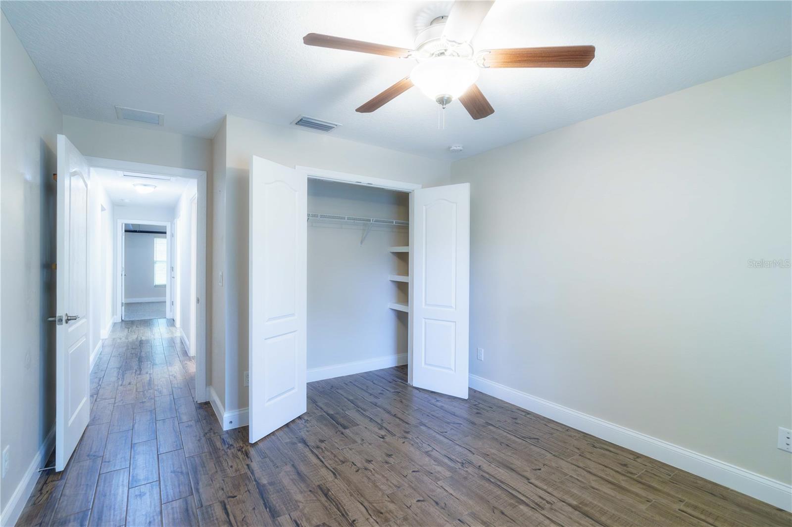 MEADOW GLEN UN 4 - Residential