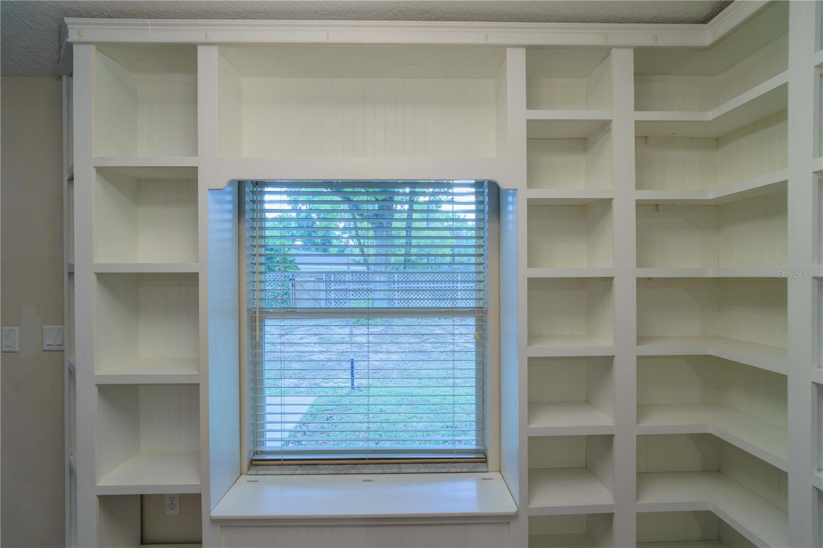 MEADOW GLEN UN 4 - Residential