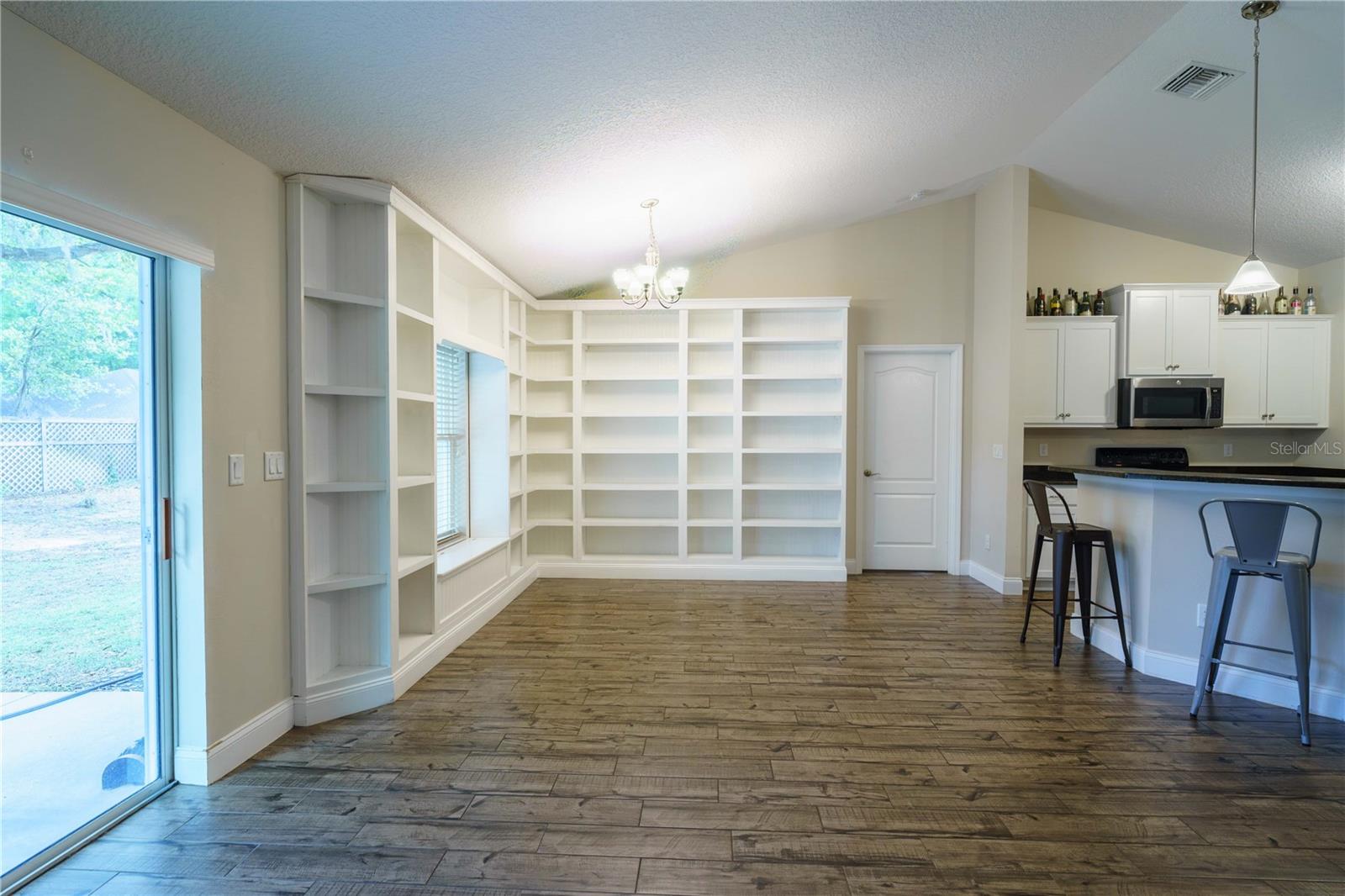 MEADOW GLEN UN 4 - Residential