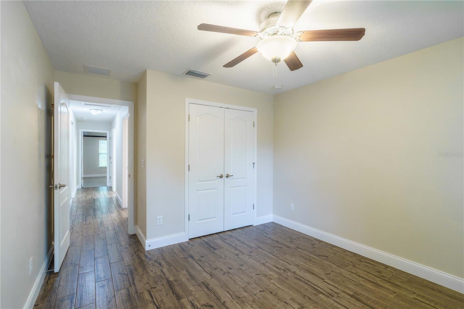 MEADOW GLEN UN 4 - Residential