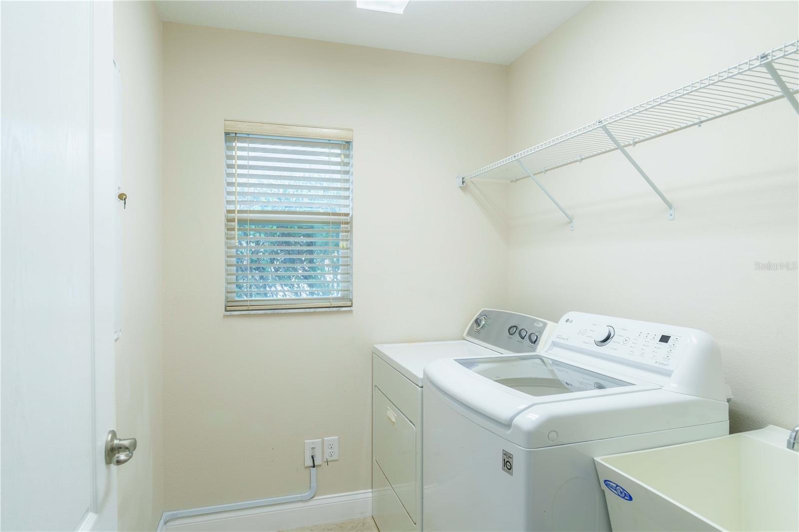 MEADOW GLEN UN 4 - Residential