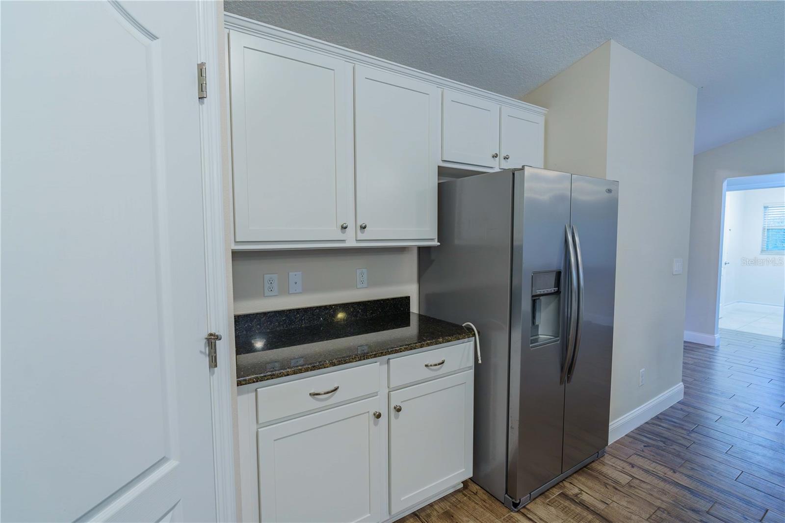 MEADOW GLEN UN 4 - Residential