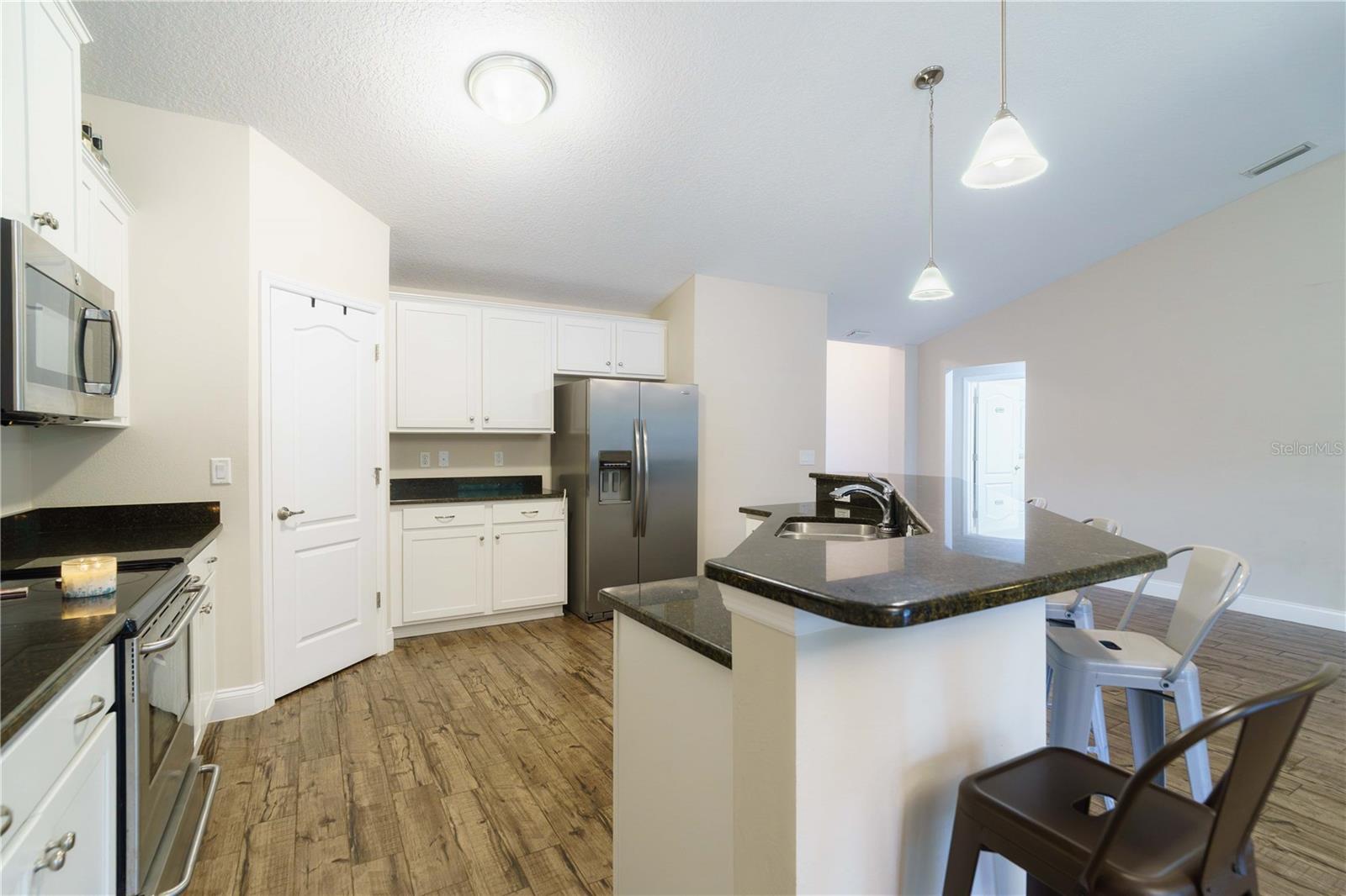 MEADOW GLEN UN 4 - Residential