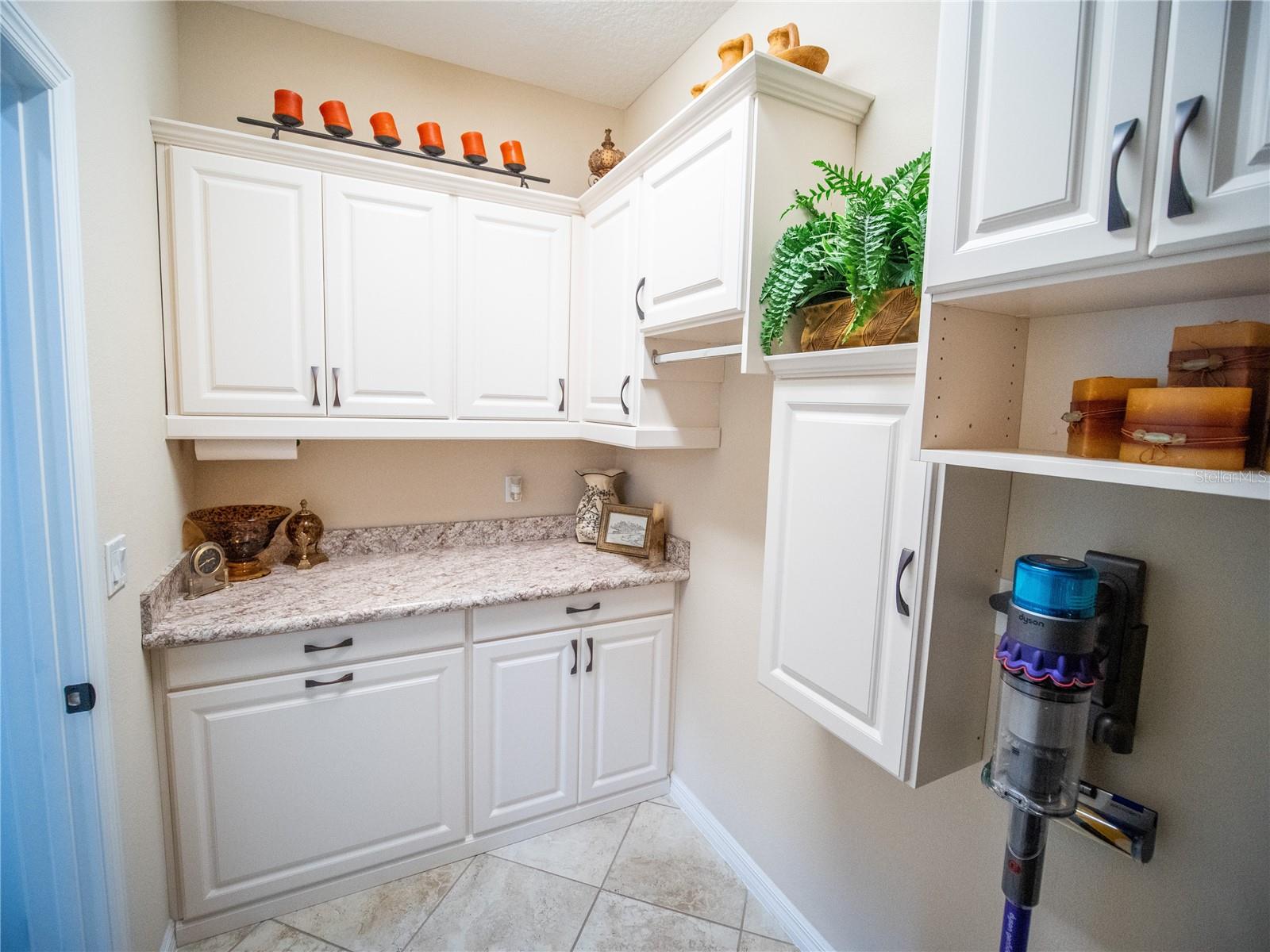 CASCADES/GROVELAND-PH 5 (TRILOGY) - Residential