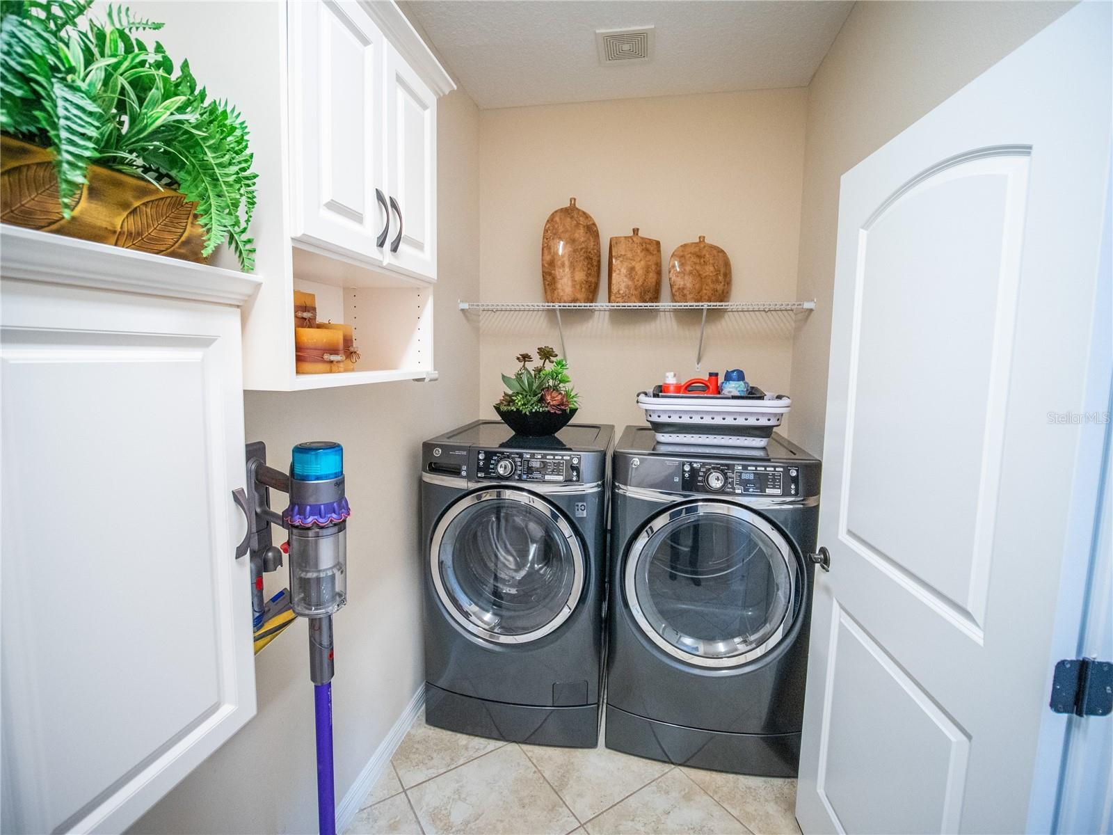 CASCADES/GROVELAND-PH 5 (TRILOGY) - Residential